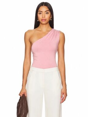 New Camila Coelho Sz XS one shoulder pink ruched top quiet luxury